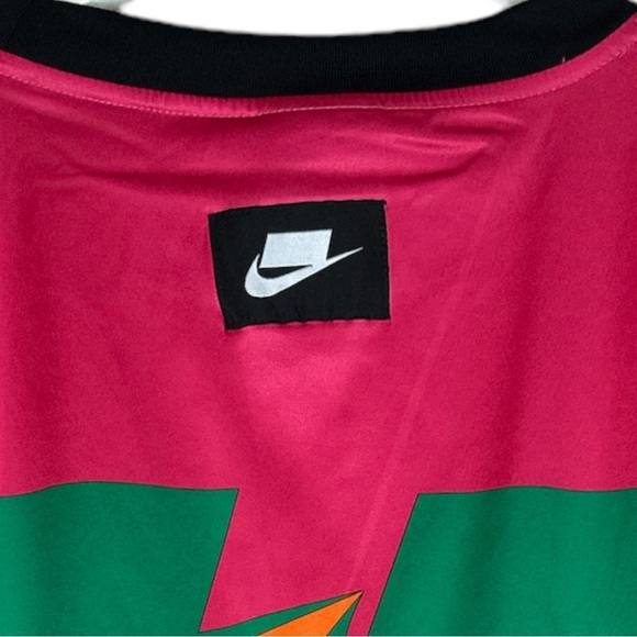 Nike Allover Print Colorful Top Small - Picture 7 of 10